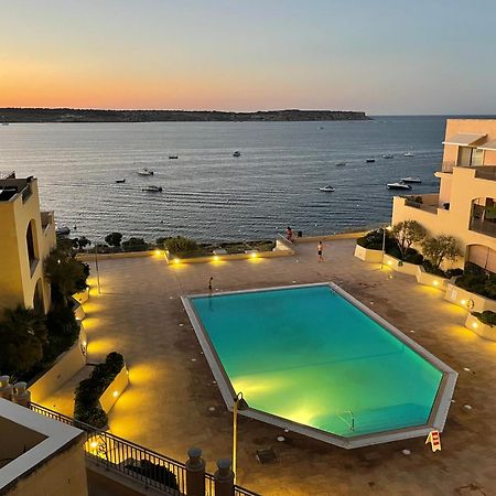 Spacious Luxurious Apartment With Seaview Меллиеха Экстерьер фото