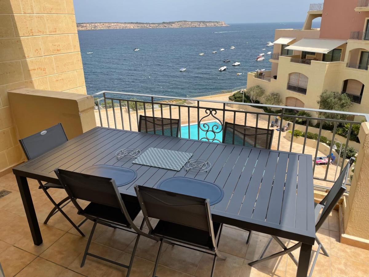 Spacious Luxurious Apartment With Seaview Меллиеха Экстерьер фото