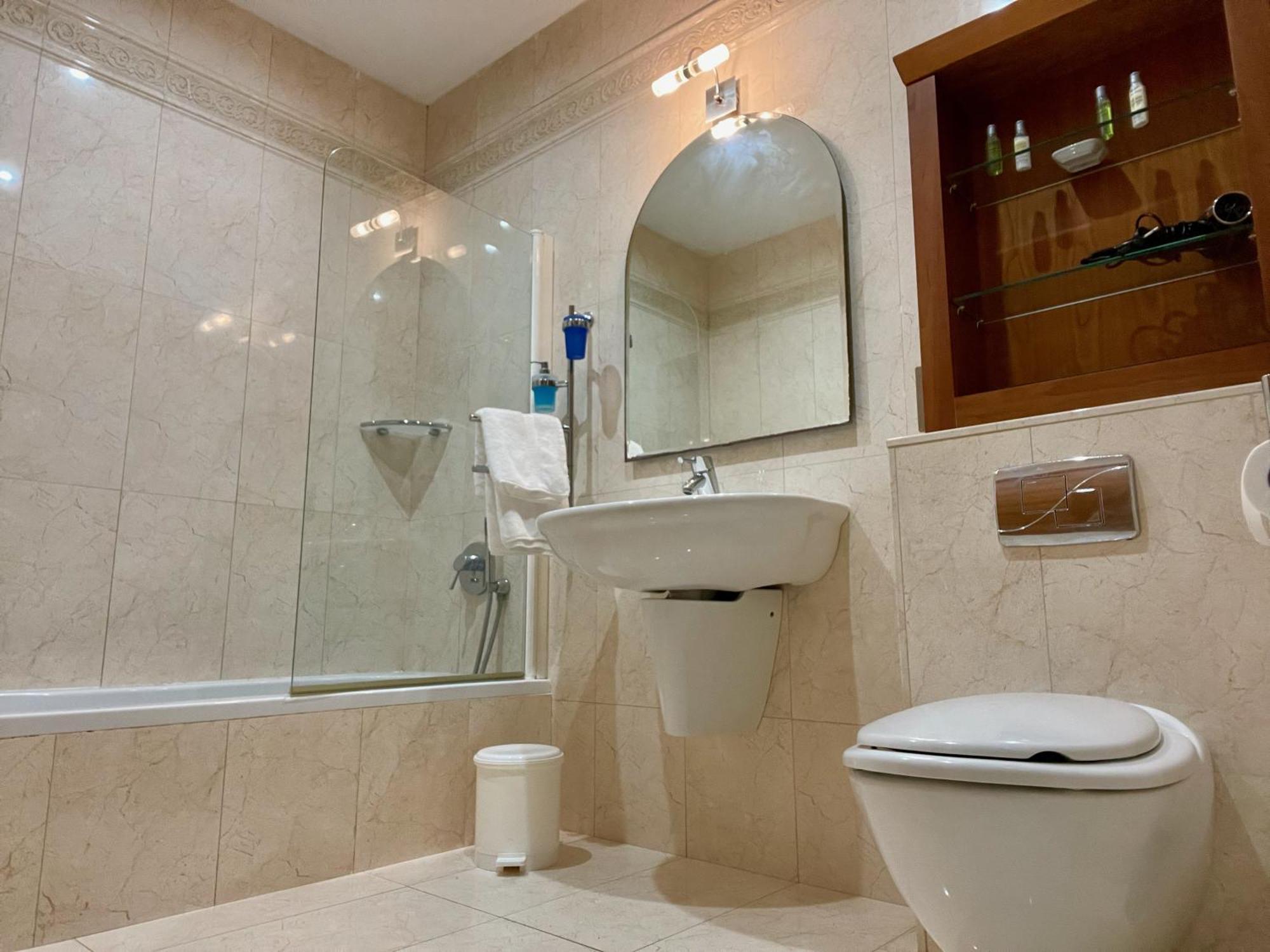 Spacious Luxurious Apartment With Seaview Меллиеха Экстерьер фото