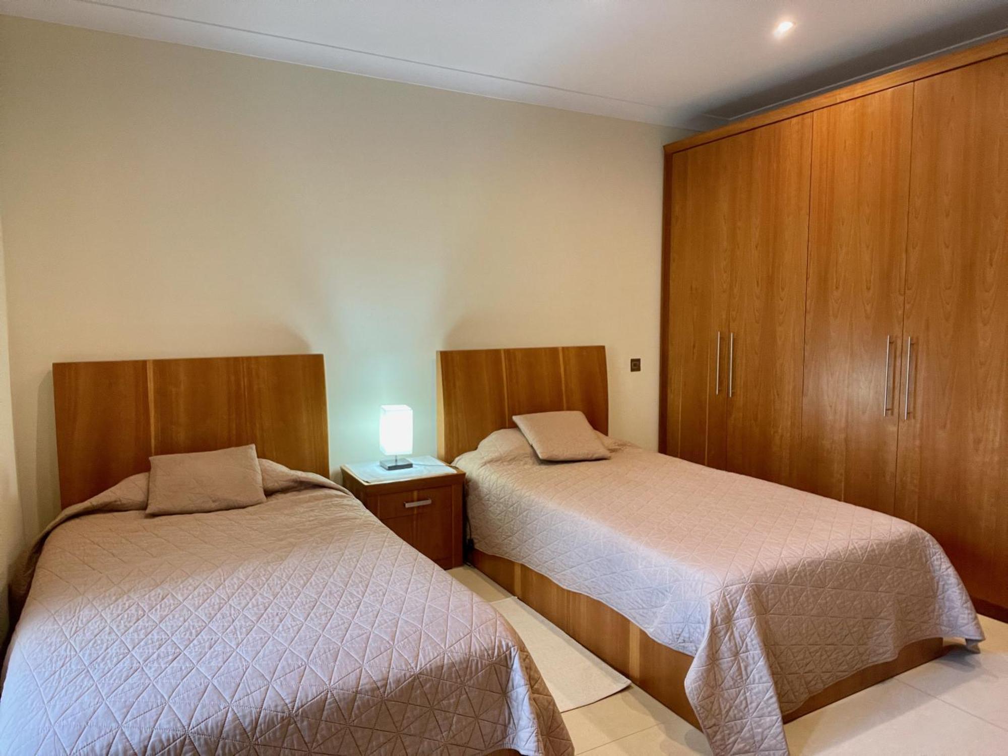 Spacious Luxurious Apartment With Seaview Меллиеха Экстерьер фото