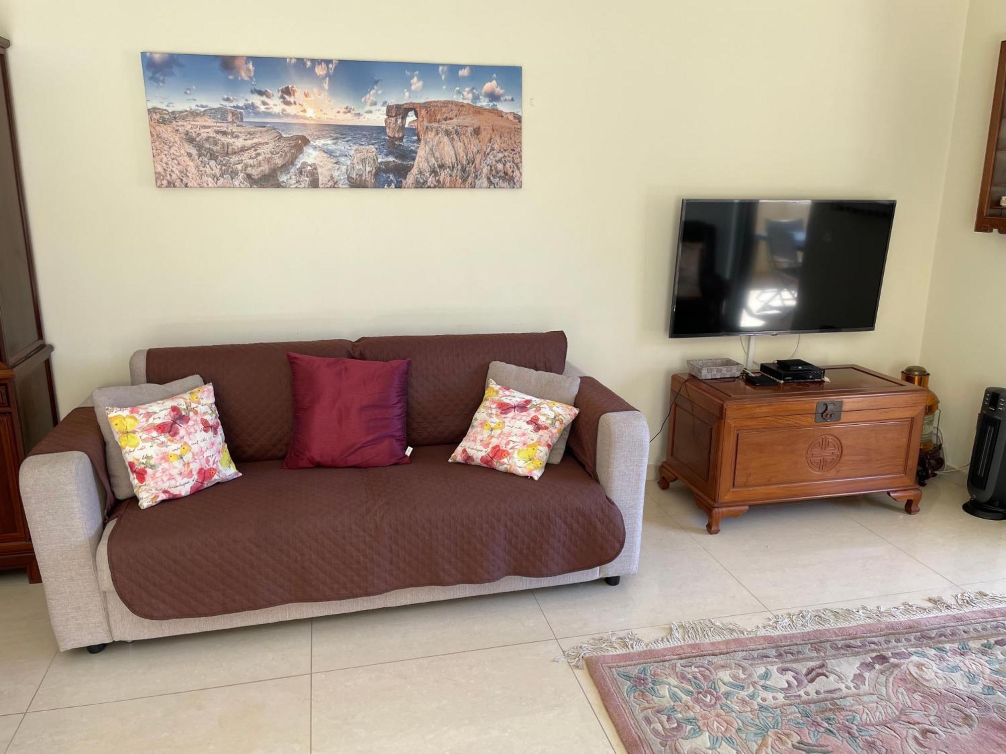 Spacious Luxurious Apartment With Seaview Меллиеха Номер фото
